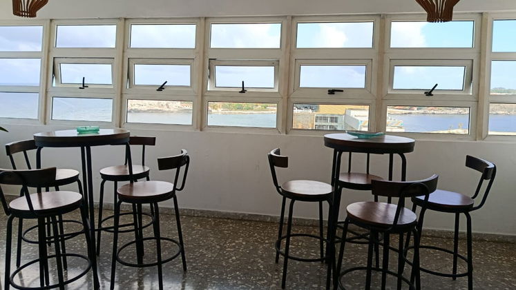 Tel: 63694321