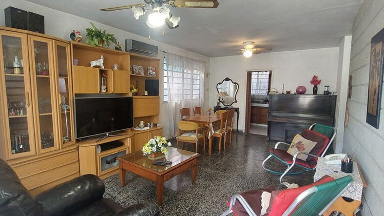 Tel: 53853006