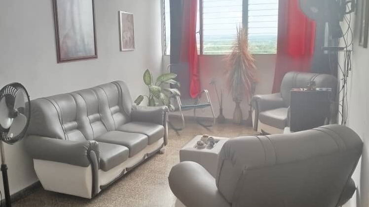 Tel: 54745918