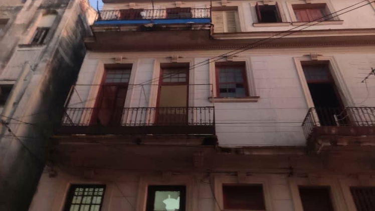 Tel: 54021389