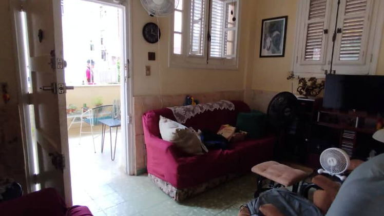 Tel: 53496218