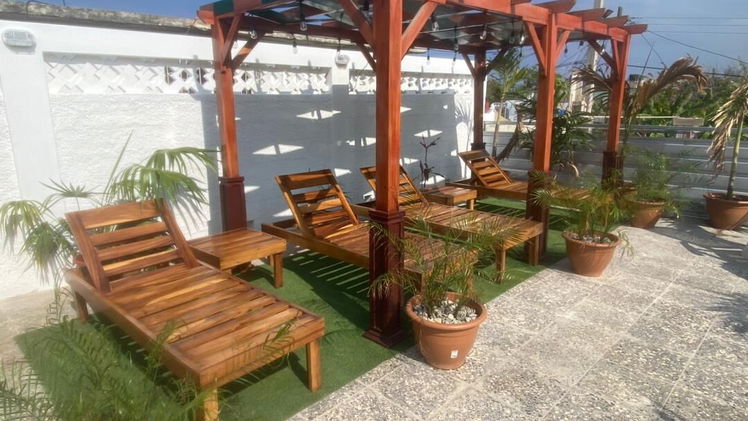 Tel: +4915904398813