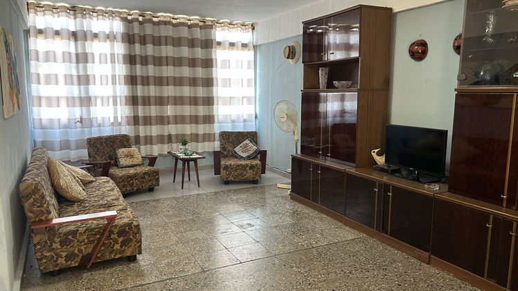 Tel: 53856000