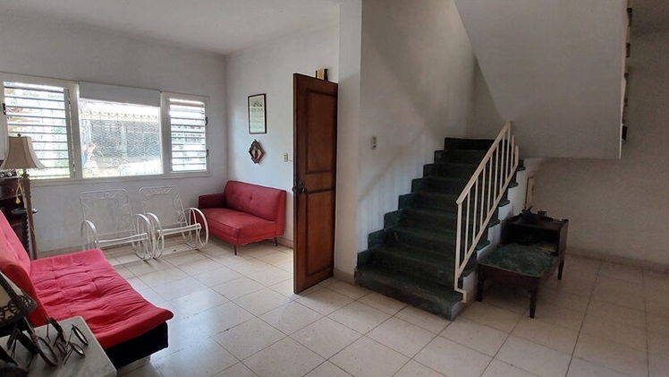 Tel: 53853006