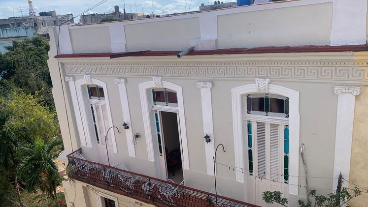 Tel: 63694321